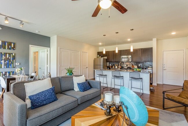 Primary Photo - Spacious Living + 4 Weeks Free