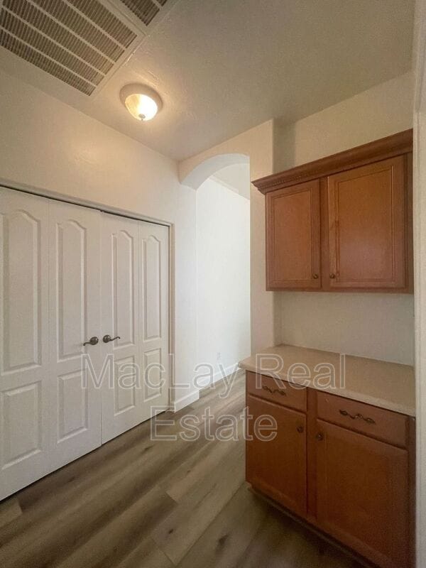 Building Photo - 16833 S Magenta Rd