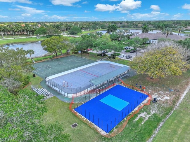 Building Photo - 1617 Zenith Way