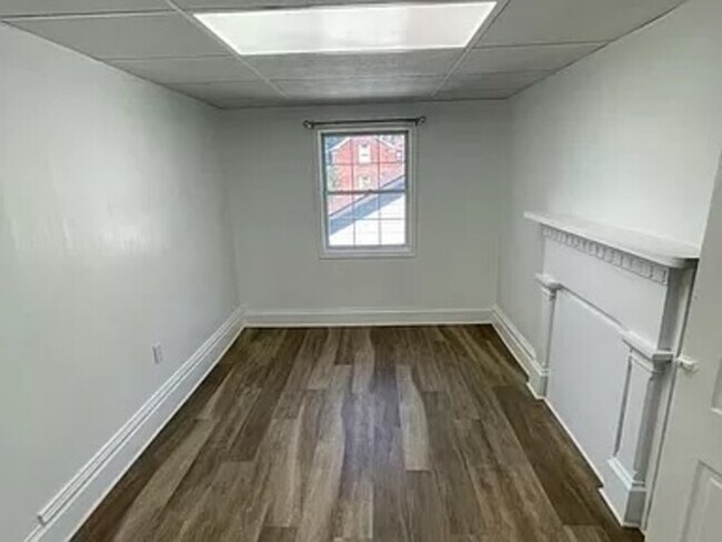 Building Photo - 405 Millbridge St
