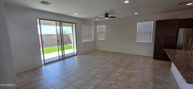 Building Photo - 14759 W Soft Wind Dr