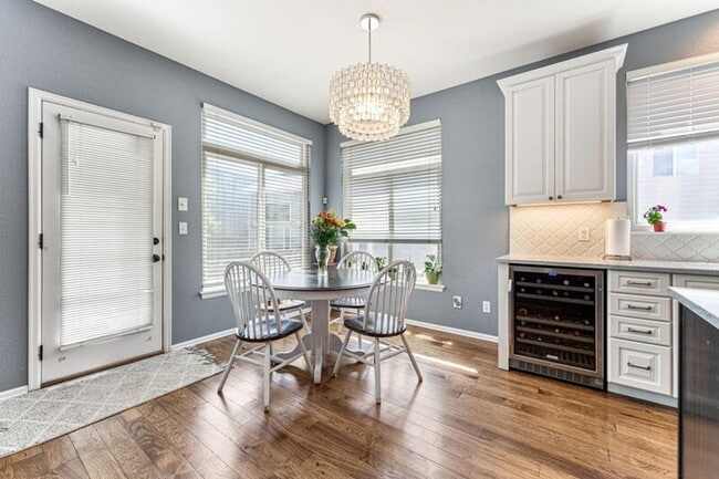 Building Photo - 4172 S Deframe Ct