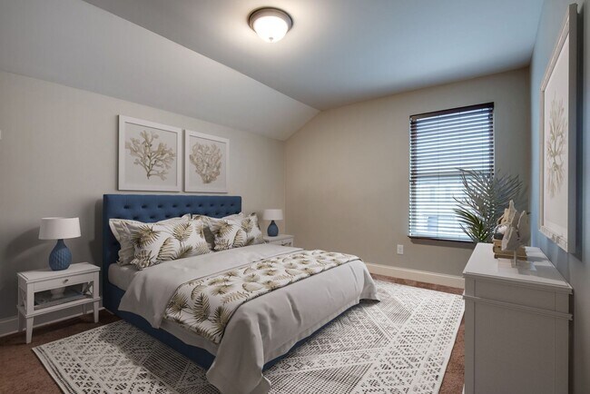 Building Photo - 3 Bed, 2.5 Bath End Unit Townhome w/ Garage