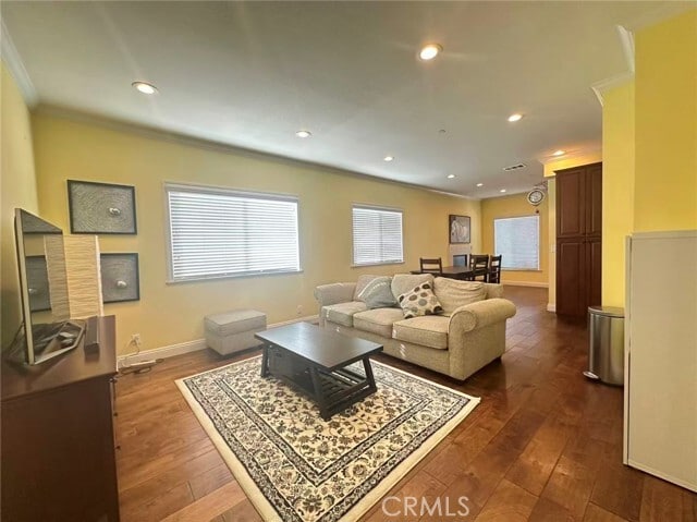 Building Photo - 58 S Altadena Dr