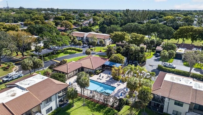 Building Photo - 21810 Cypress Cir