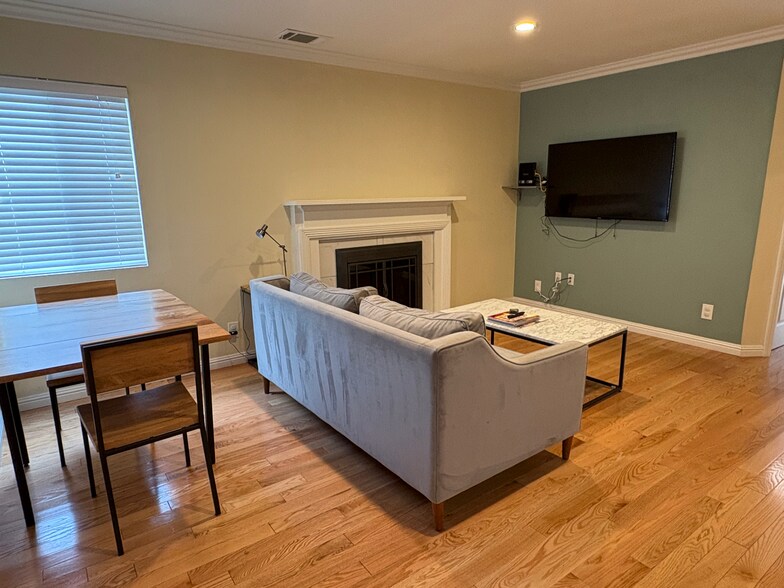 Dining area + living room - 1912 Euclid Ave