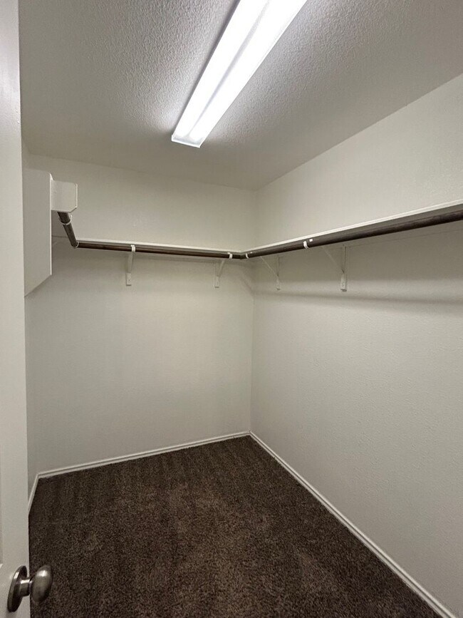 Primary Photo - Newer Built 3 Bedroom Home