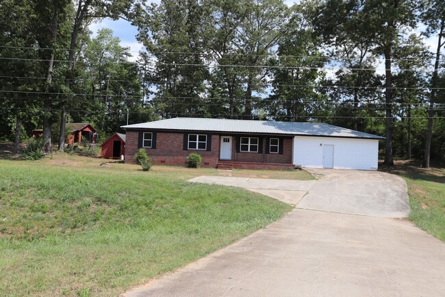 Primary Photo - 49980 AL-21