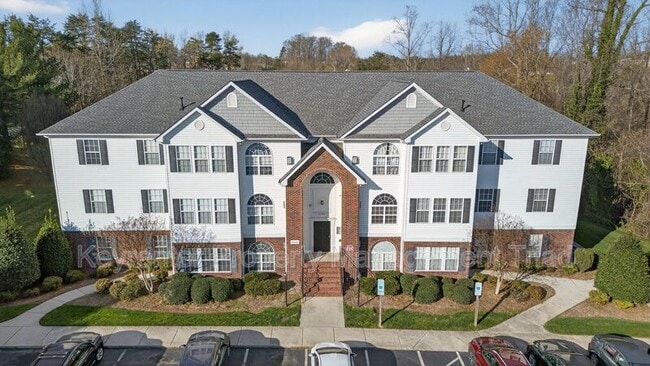 Building Photo - 4280 Cedarcroft Ct