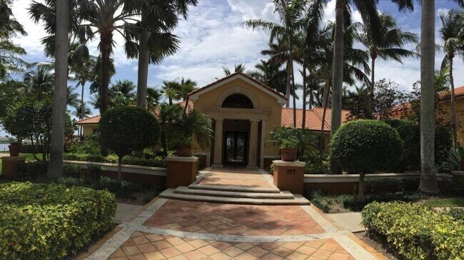 Building Photo - 110 Yacht Club Way
