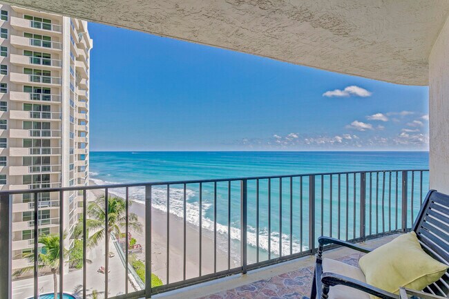Building Photo - 5420 N Ocean Dr