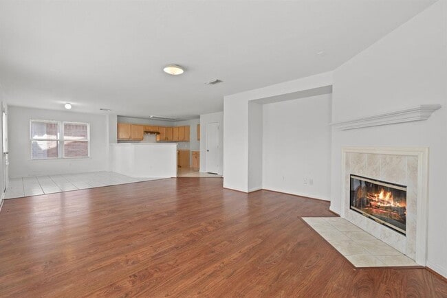 Building Photo - 3031 Lexington Lake Dr