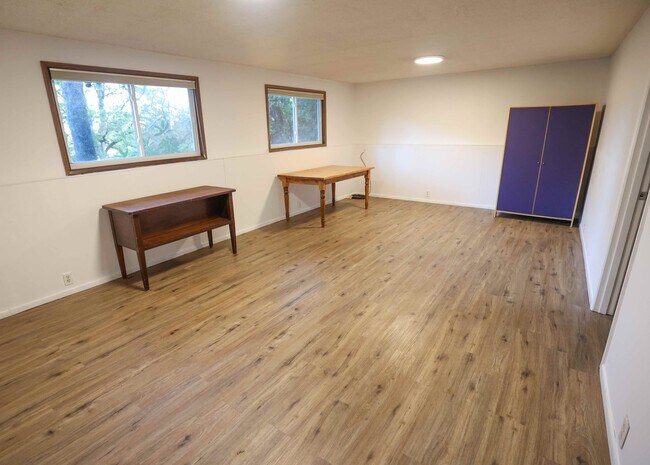 Building Photo - 2785 Malibu Way
