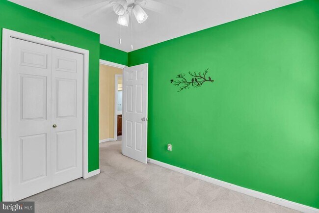 Building Photo - 9354 Sombersby Ct