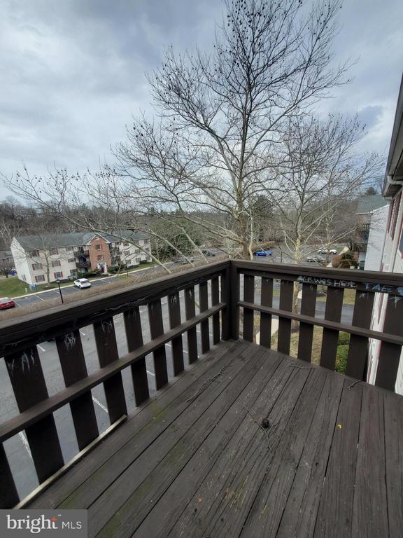 Building Photo - 620 Manatawny St