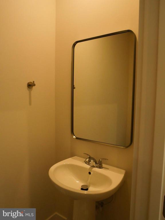 Building Photo - 120 Galaxy Pl