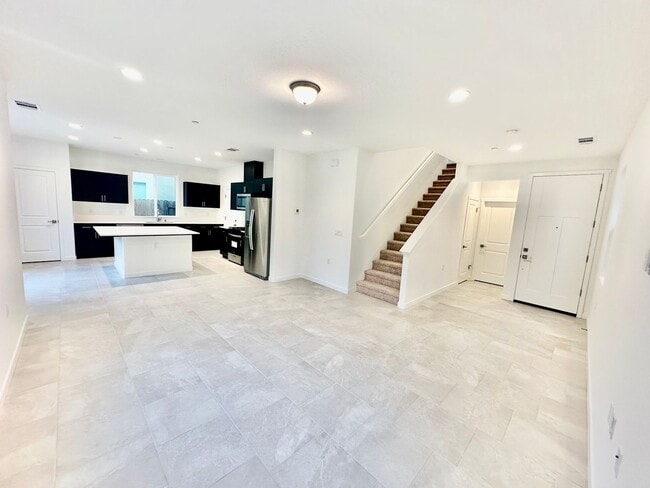 Building Photo - BRAND NEW 3/2.5 Lennar In Riverstone Community