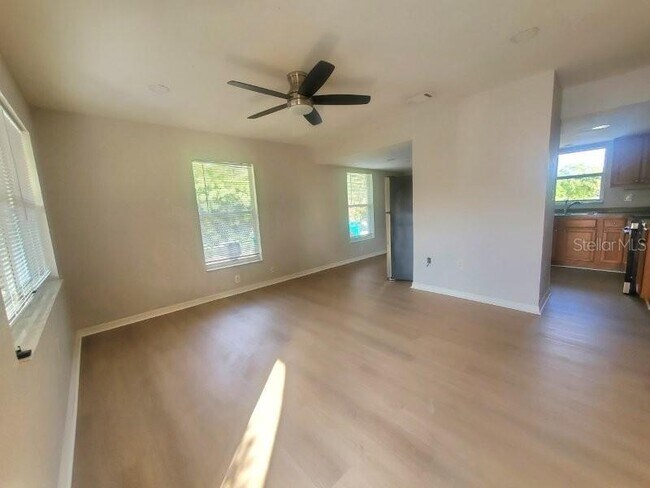 Building Photo - 4387 Sibley Bay St