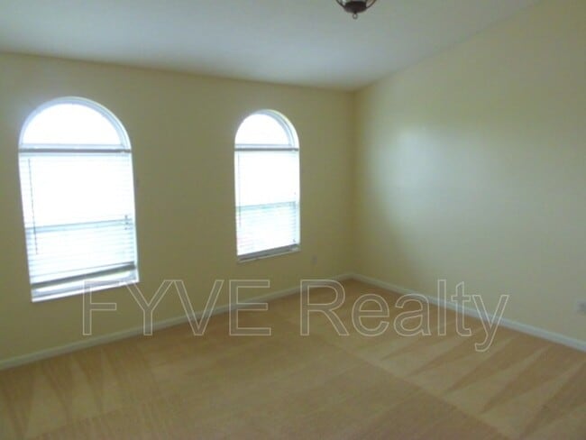 Building Photo - 3095 Blacksmith Ct