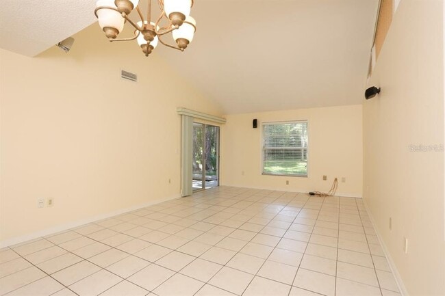 Building Photo - 4755 Village Garden Dr