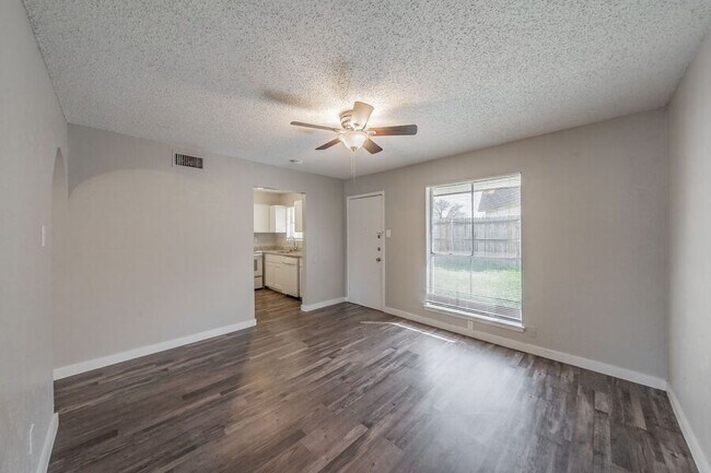 Building Photo - 1774 Belshire Ct