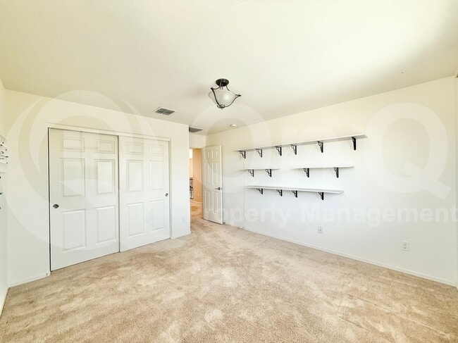 Building Photo - 218 N 109th Dr