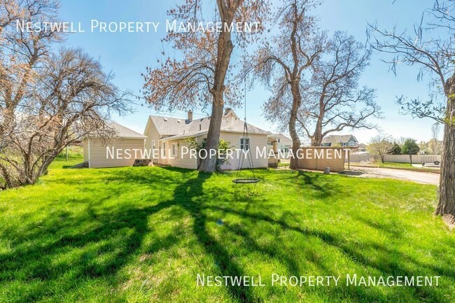 Building Photo - 1497 E 900 N