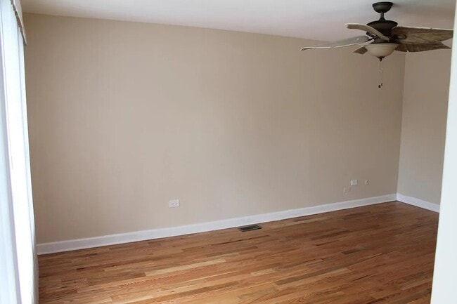 Building Photo - 18003 Greenview Terrace