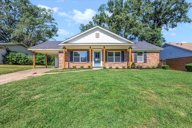 Building Photo - 4903 Quince Rd