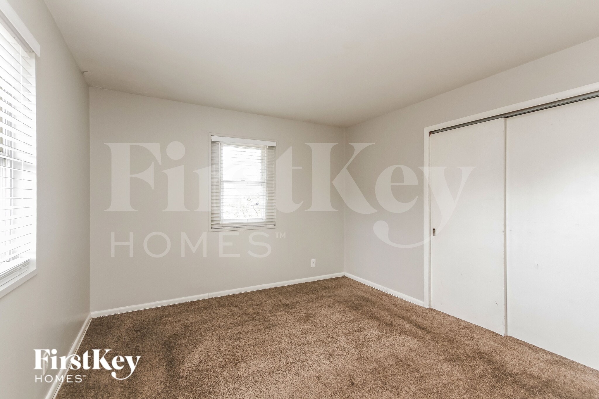 Building Photo - 3940 N Graham Ave