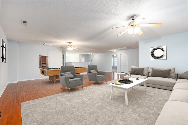 Building Photo - 117 Vancouver Rd