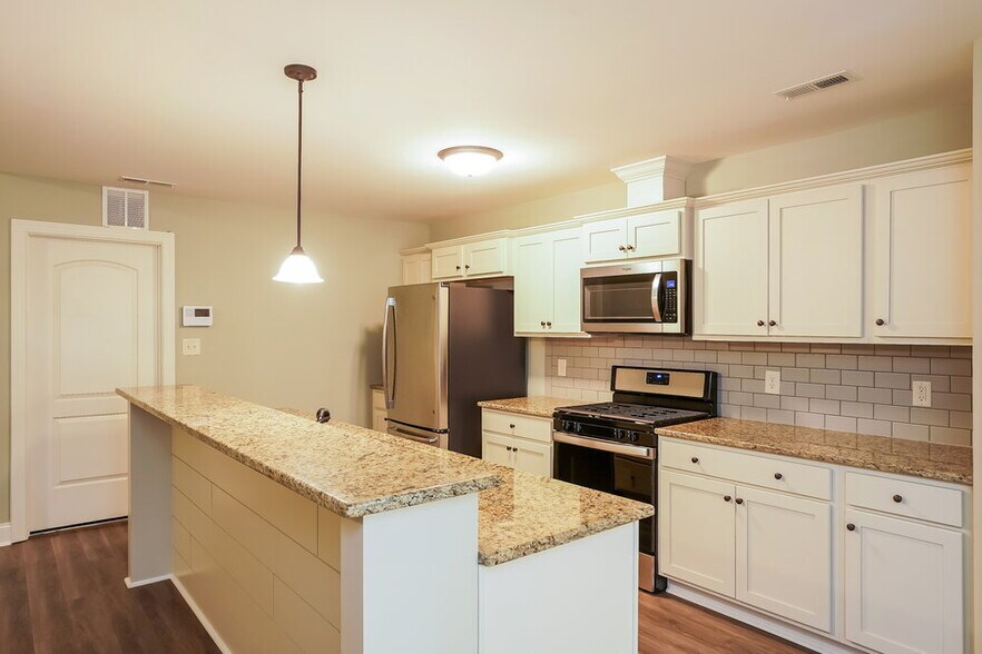 Building Photo - 954 Airedale Trail