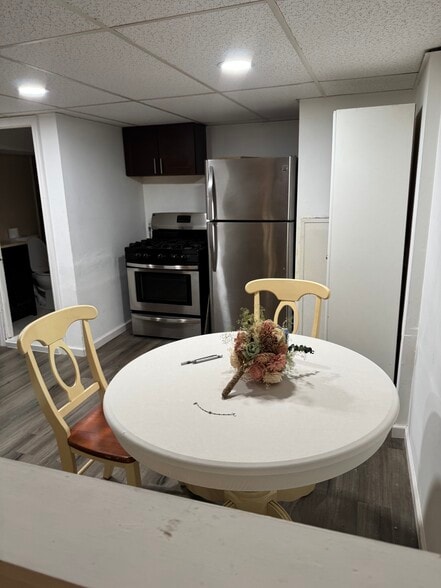 Building Photo - 3555 Hylan Blvd