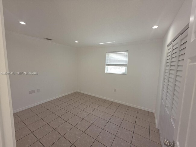 Building Photo - 9971 Dominican Dr