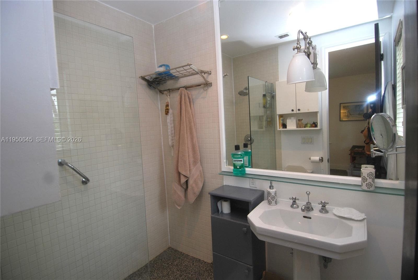 Building Photo - 1616 Drexel Ave