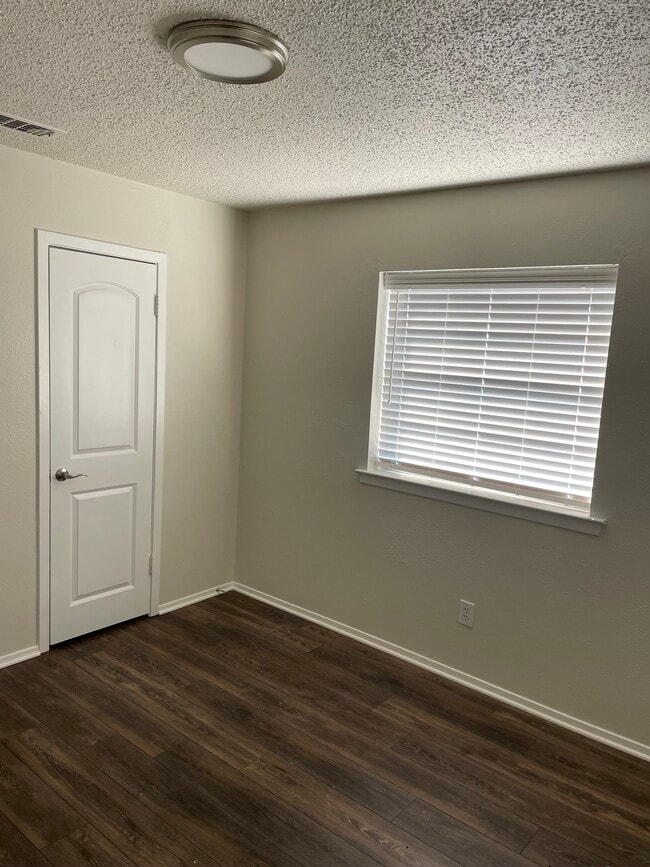 Building Photo - 6509 Cathy Dr