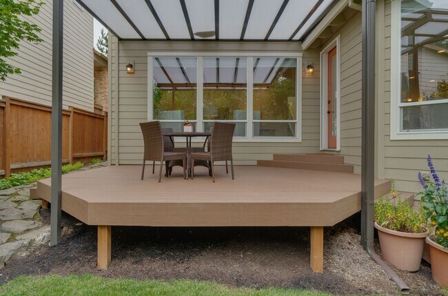 Building Photo - Stunning Bethany Home with 3,111 Sq Ft, Four Bedrooms + Dedicated Office & Covered Backyard Deck