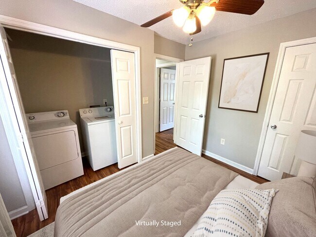 Building Photo - 1022 Cherry Hills Ct