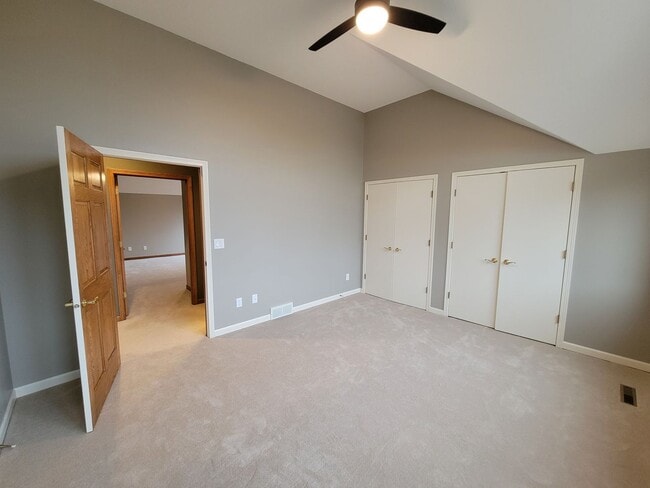 Building Photo - Upscale and Spacious Cedar Falls House for...