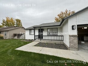 Building Photo - Nice newly remodeled home in Nampa!