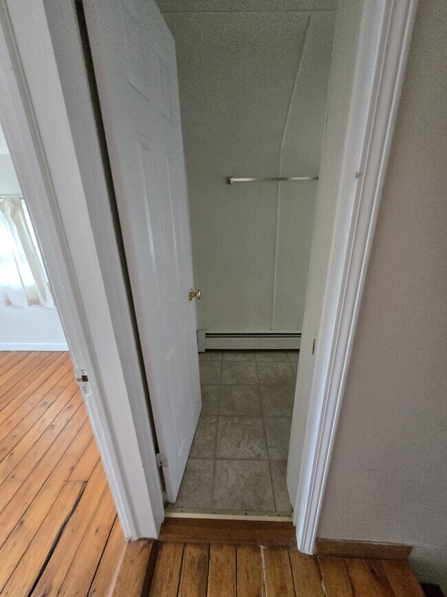 Building Photo - 257 Litchfield St