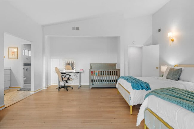 Building Photo - 1853 Penasco Rd