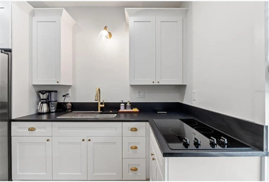 Building Photo - 4501 N Highland Ave