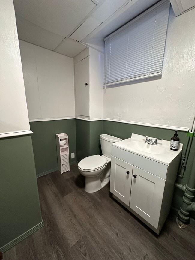 Building Photo - Spacious brick house in Lynchburg!