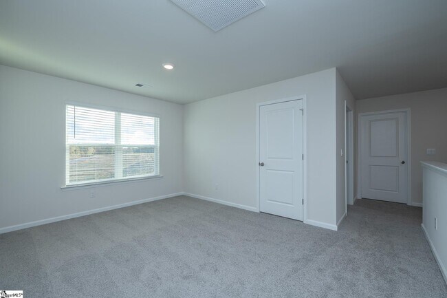 Building Photo - 115 Roocroft Ct