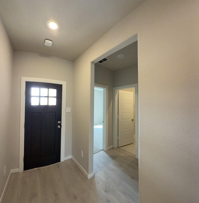 Building Photo - 2527 Gray Gale Ct