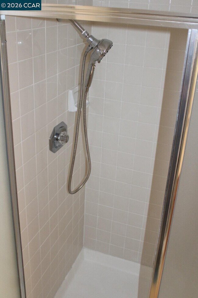 Building Photo - 3614 Stoneglen S