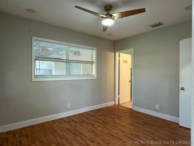 Building Photo - 650 E Campus Cir