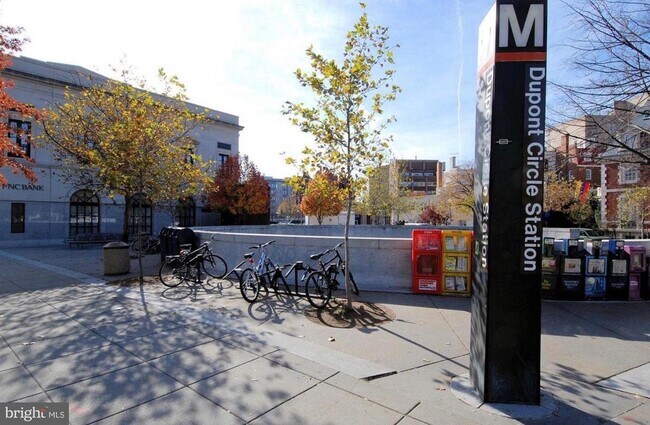 Building Photo - 1545 18th St NW