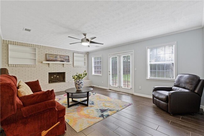 Building Photo - 3857 Peachtree Corners Cir